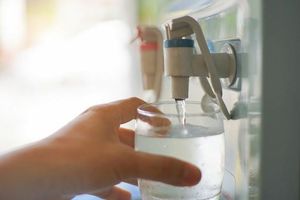 Переваги підлогового кулера для води з пляшковою подачею